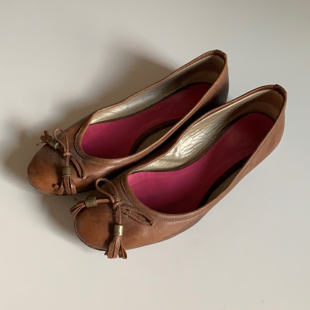 Roots Tribe Leather Ballet Flats